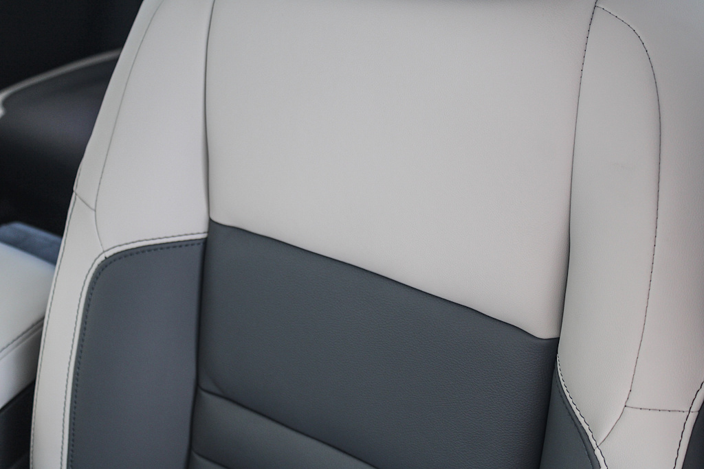 Thumbnail: 2025 Honda Prologue - 26