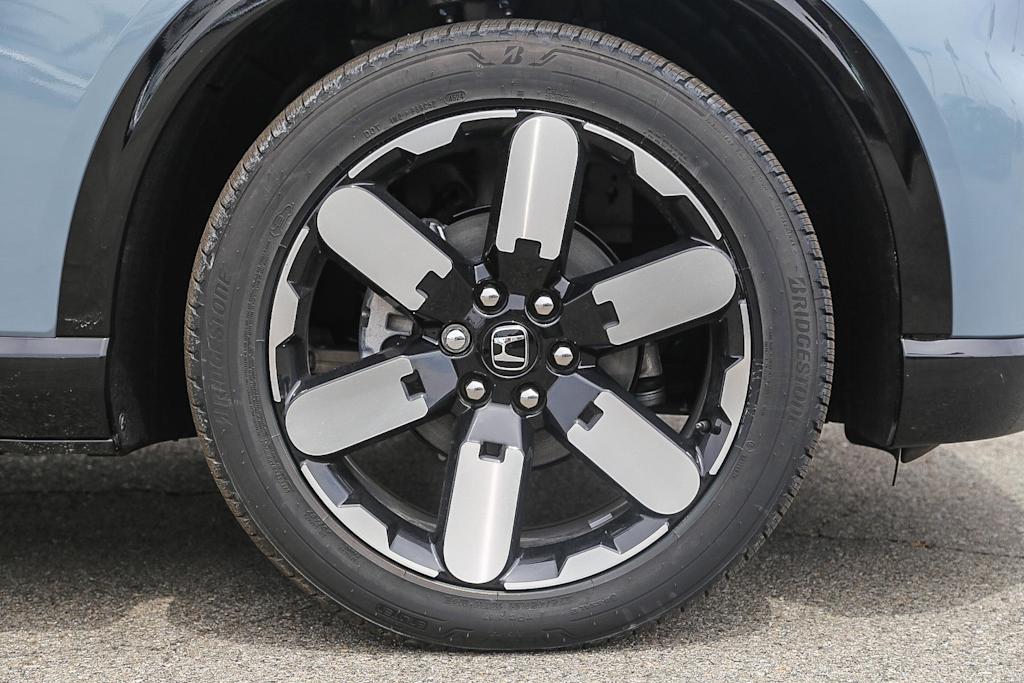 Thumbnail: 2026 Honda Prologue - 7