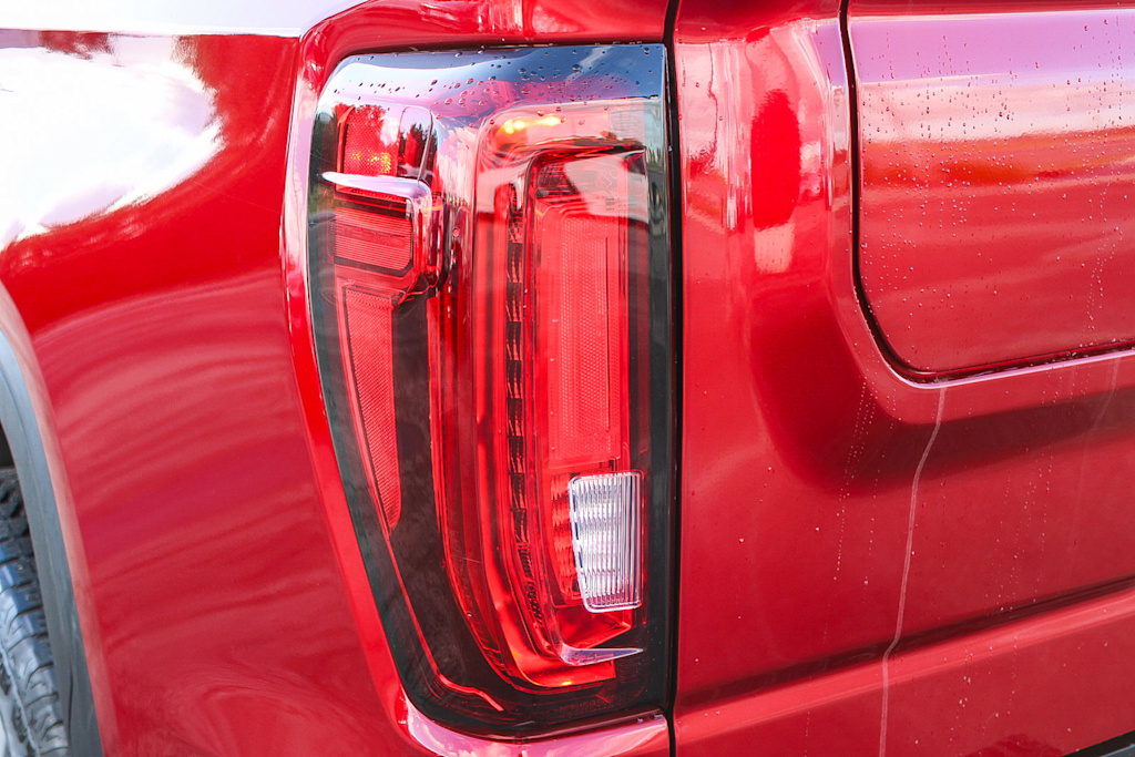 Thumbnail: 2022 GMC Sierra 1500 - 20