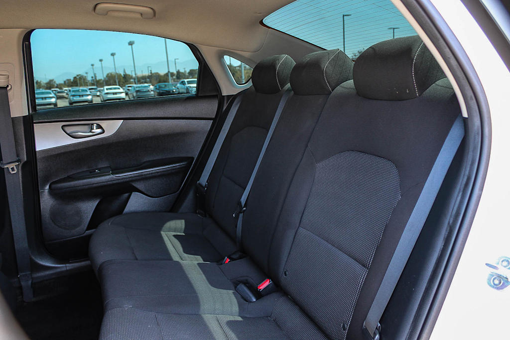 Thumbnail: 2020 Kia Forte - 11