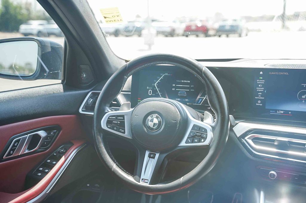 Thumbnail: 2023 BMW 3 Series - 8