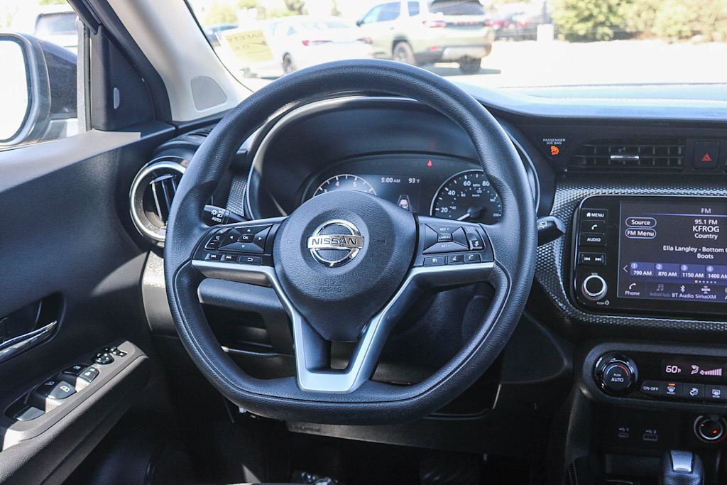Thumbnail: 2021 Nissan Kicks - 13