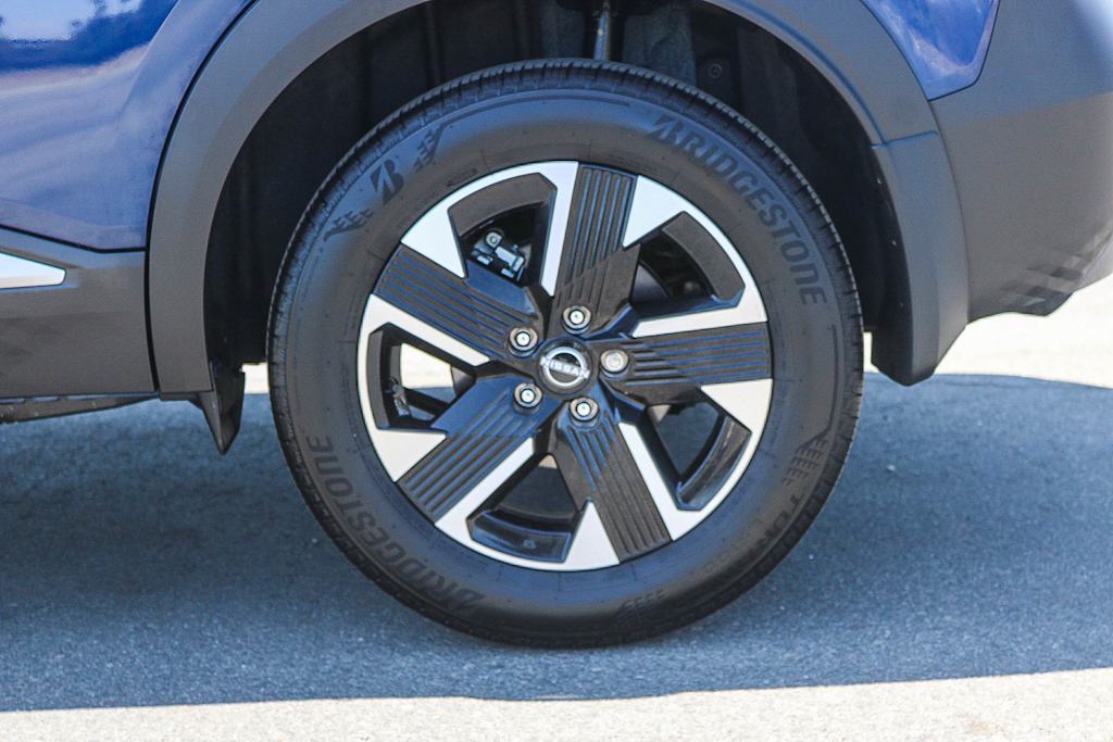 Thumbnail: 2026 Nissan Kicks - 7