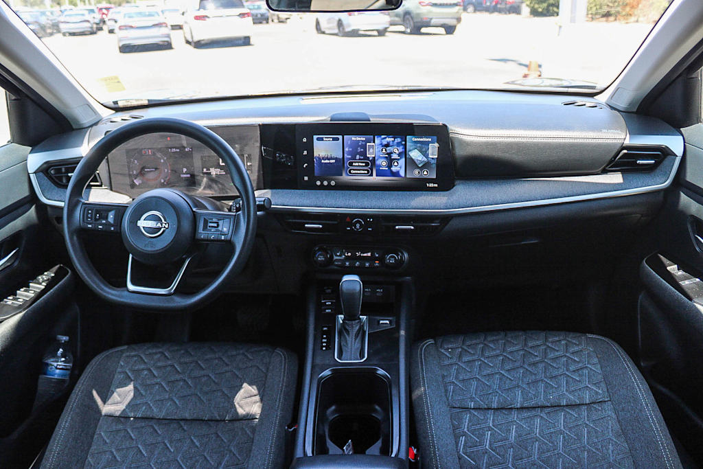 Thumbnail: 2026 Nissan Kicks - 2