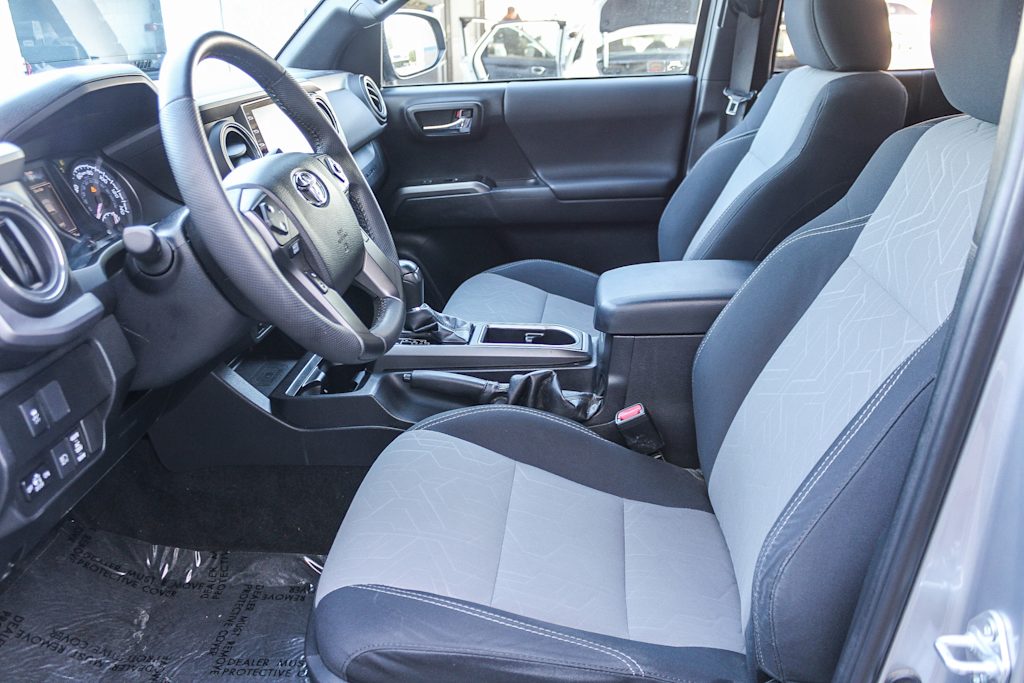 2021 Toyota Tacoma TRD Sport 11