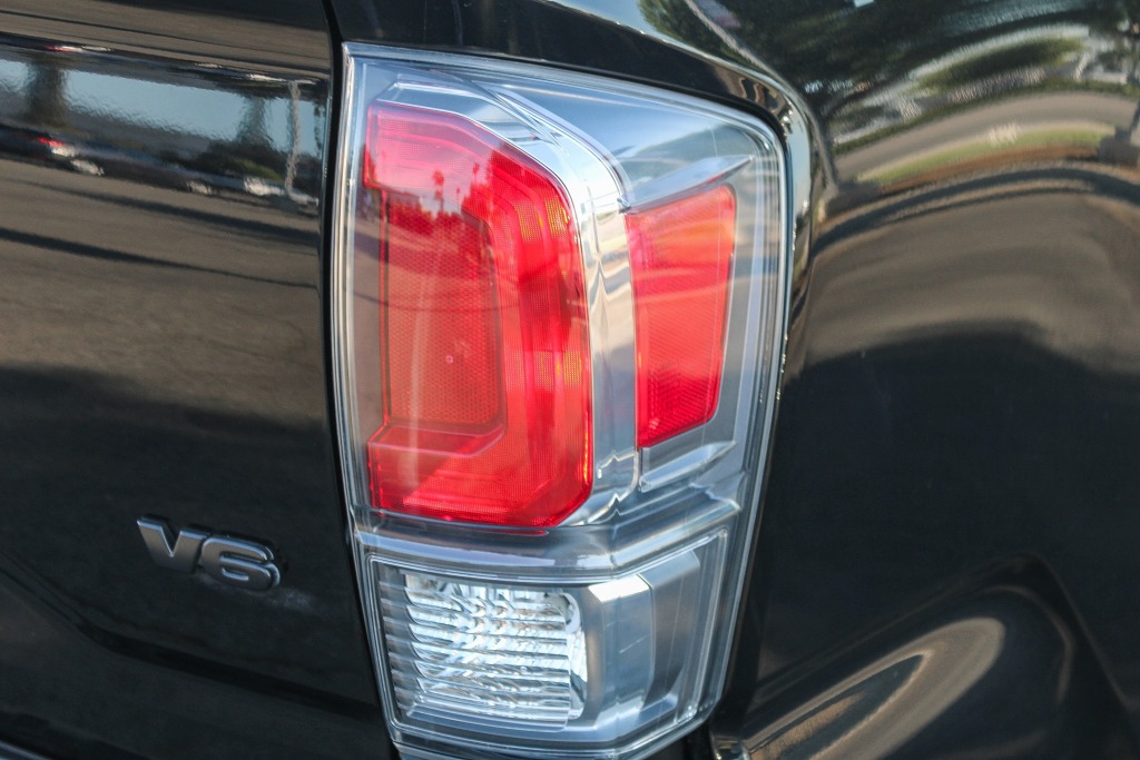 2022 Toyota Tacoma TRD Sport 22