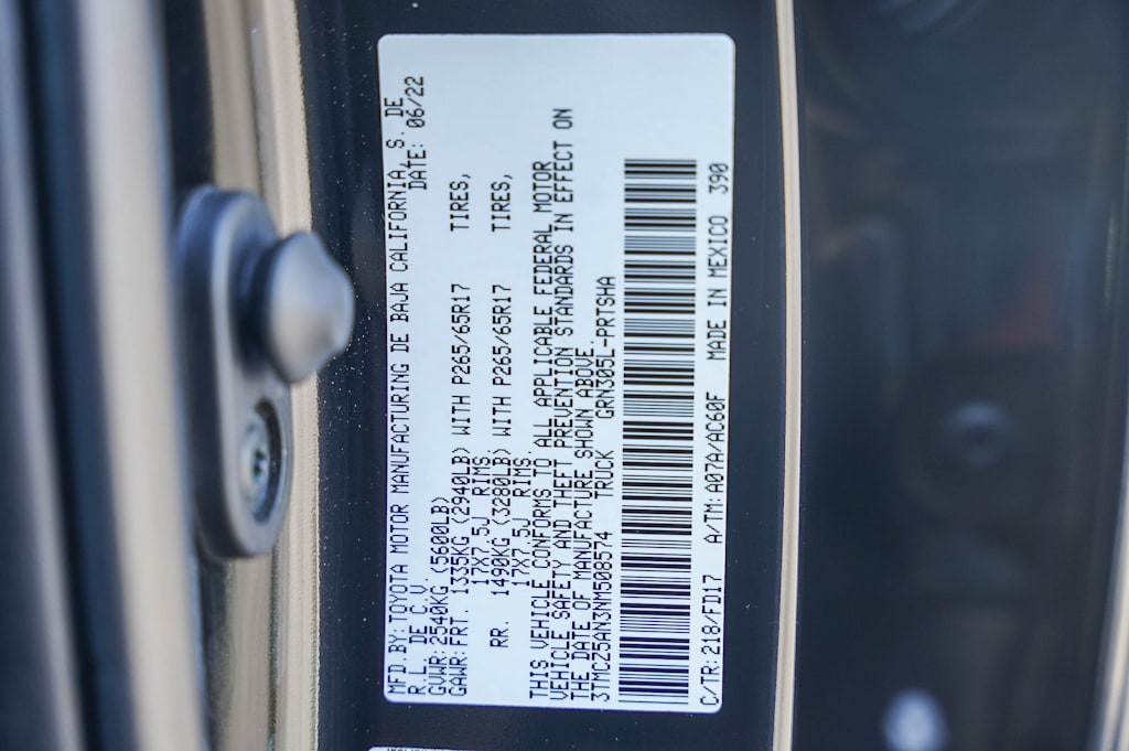 2022 Toyota Tacoma TRD Sport 28
