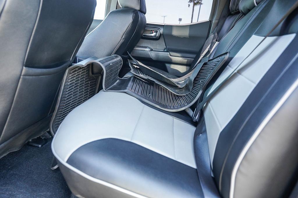 2022 Toyota Tacoma TRD Sport 12