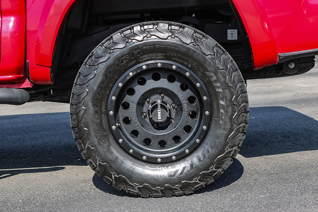 Thumbnail: 2020 Toyota Tacoma - 7