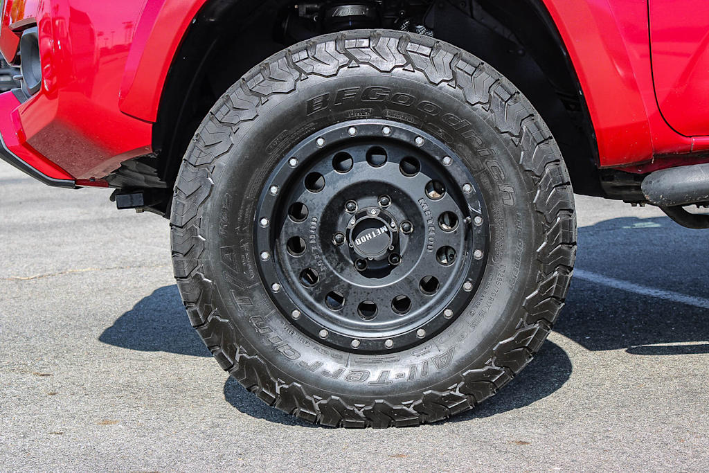 Thumbnail: 2020 Toyota Tacoma - 22