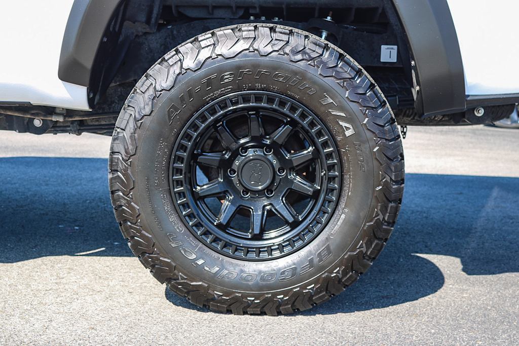 Thumbnail: 2020 Toyota Tacoma - 5