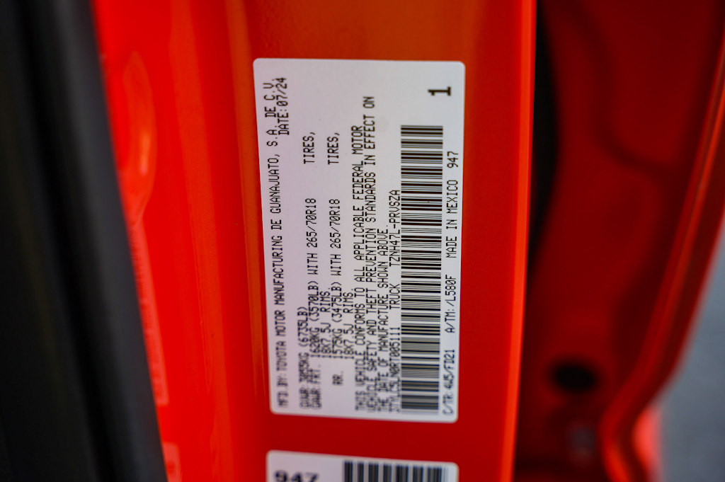 Thumbnail: 2024 Toyota Tacoma - 16