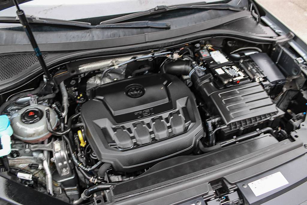 Thumbnail: 2018 Volkswagen Tiguan - 8