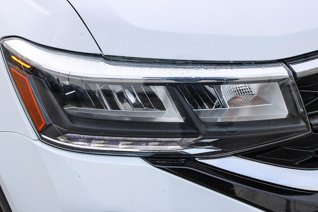 Thumbnail: 2022 Volkswagen Taos - 21