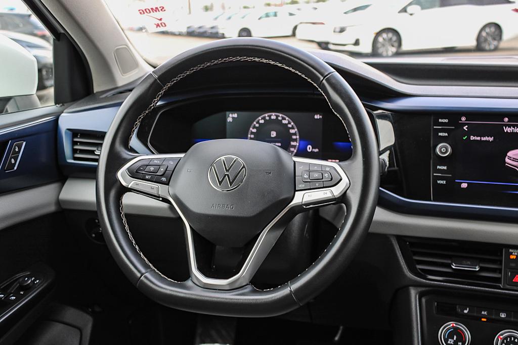 Thumbnail: 2022 Volkswagen Taos - 13