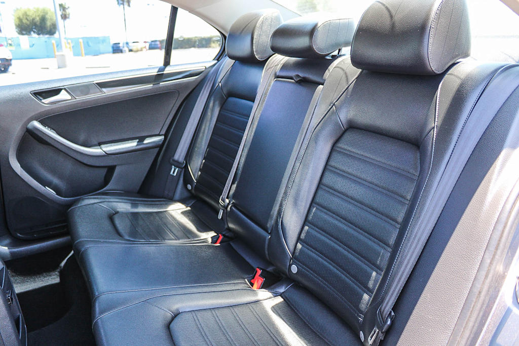 Thumbnail: 2015 Volkswagen Jetta - 12