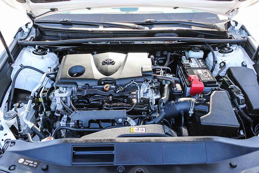 Thumbnail: 2019 Toyota Camry - 8