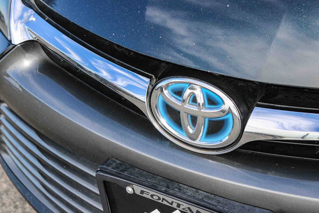 Thumbnail: 2015 Toyota Camry - 6