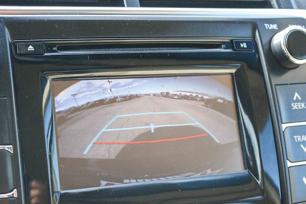 Thumbnail: 2015 Toyota Camry - 27