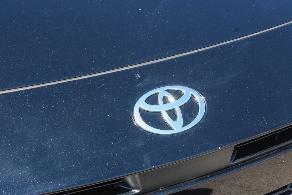 Thumbnail: 2026 Toyota Camry - 6