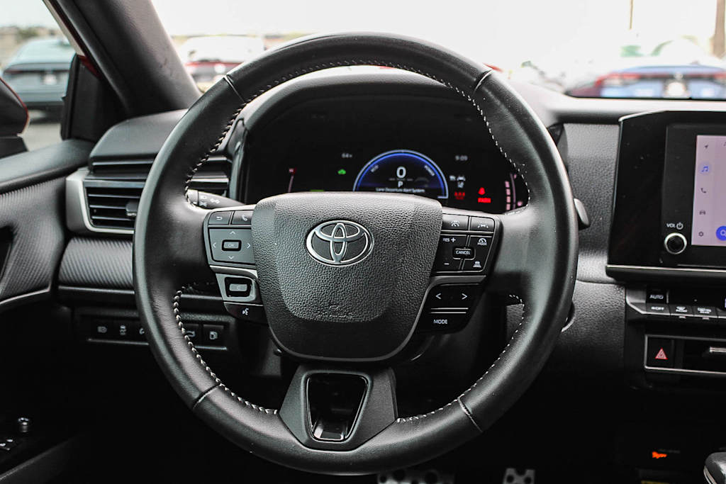 Thumbnail: 2025 Toyota Camry - 13