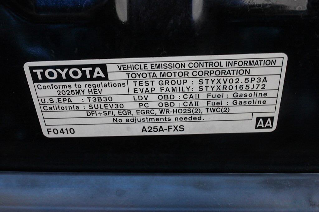 Thumbnail: 2025 Toyota Camry - 17