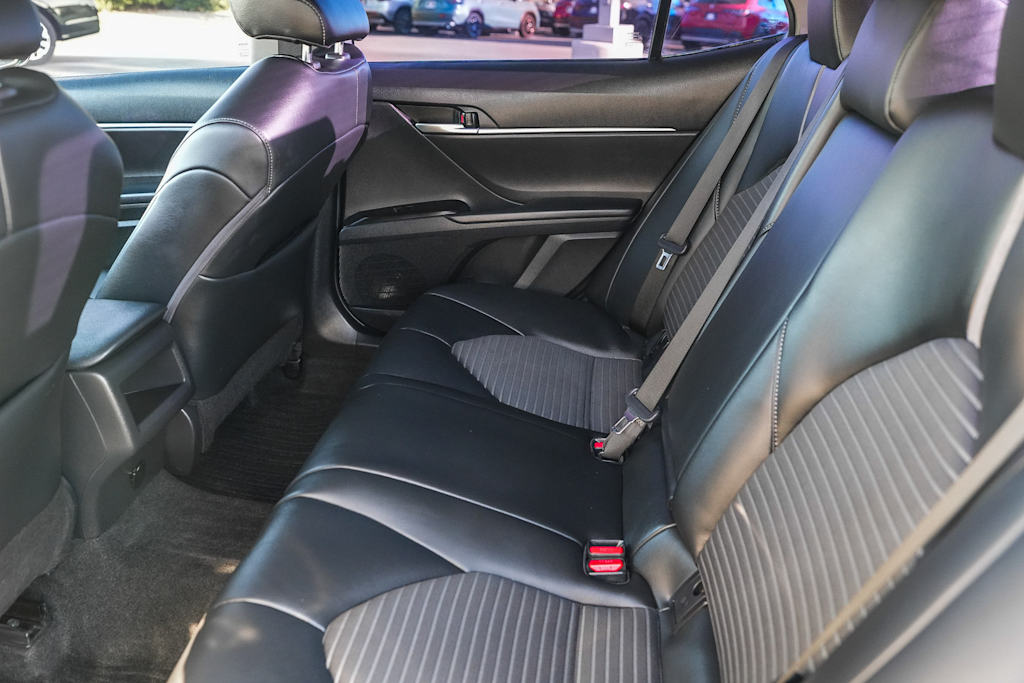 Thumbnail: 2023 Toyota Camry - 12