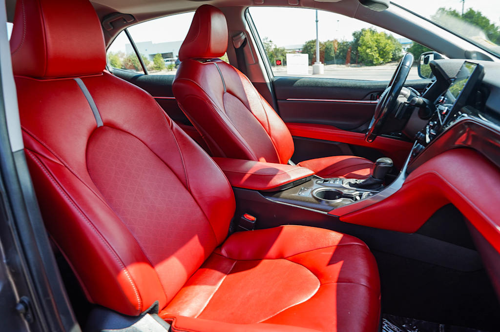 Thumbnail: 2021 Toyota Camry - 10