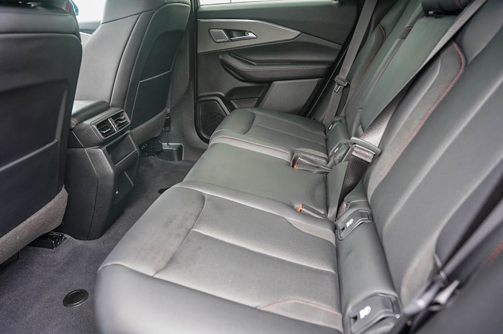 Thumbnail: 2024 Acura ZDX - 12