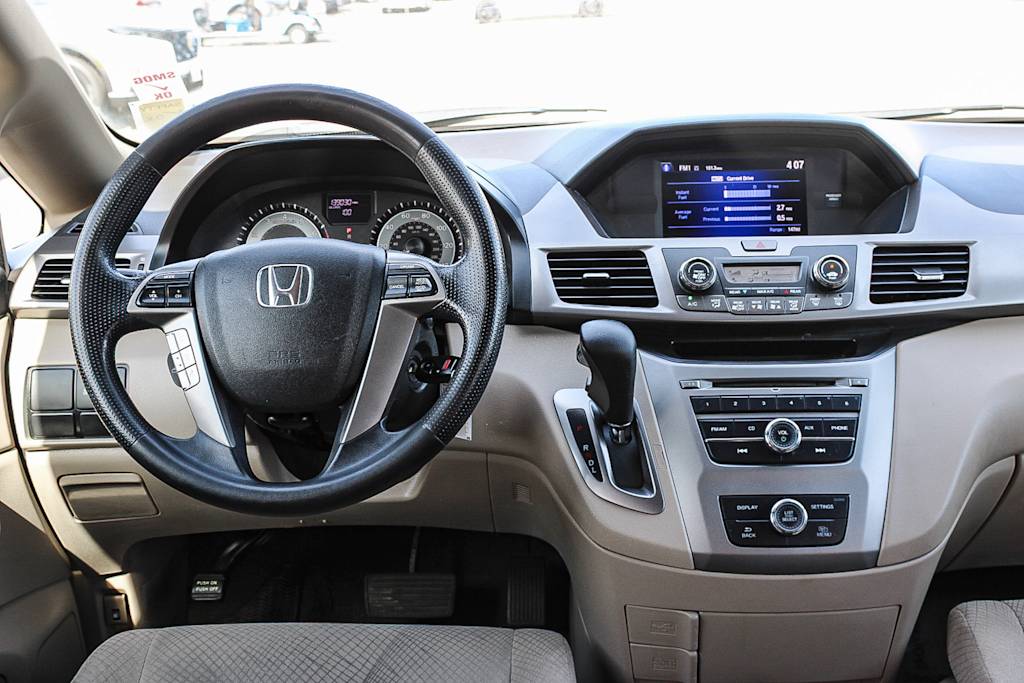 Thumbnail: 2016 Honda Odyssey - 8