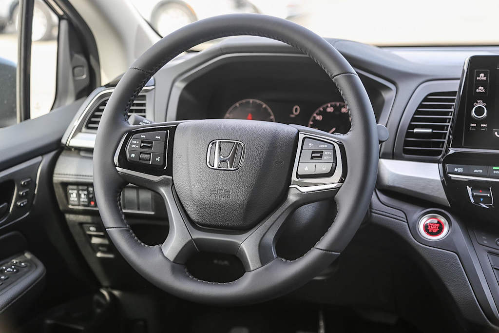 Thumbnail: 2026 Honda Odyssey - 9