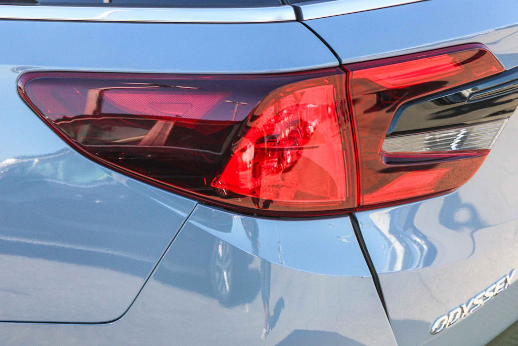 Thumbnail: 2023 Honda Odyssey - 19