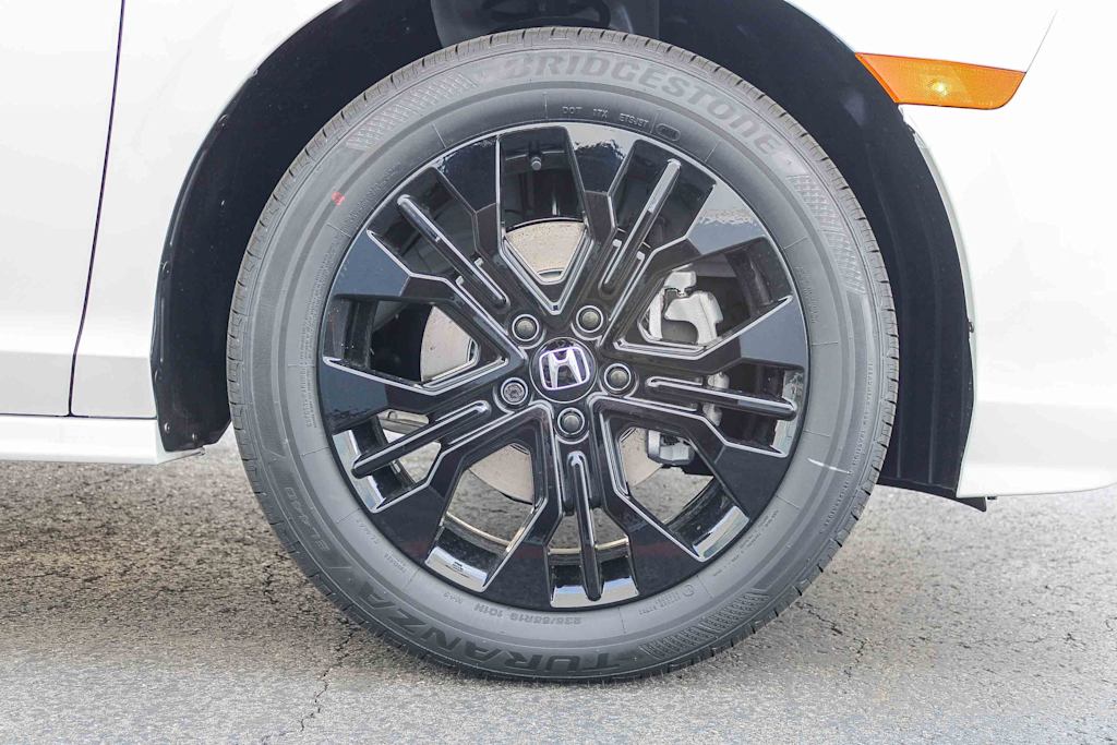 Thumbnail: 2026 Honda Odyssey - 6