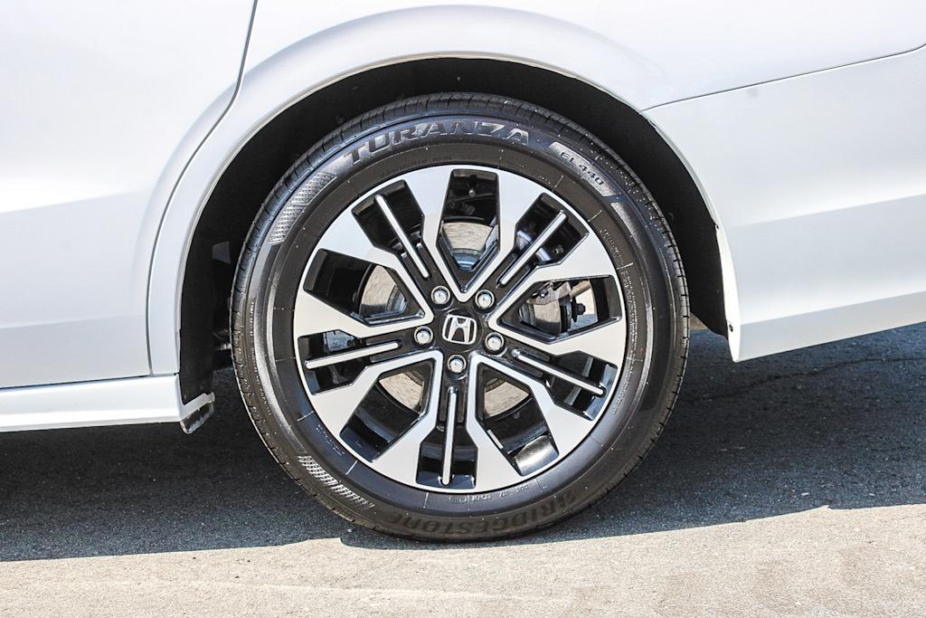 Thumbnail: 2026 Honda Odyssey - 6
