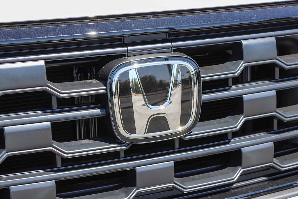 Thumbnail: 2026 Honda Pilot - 6