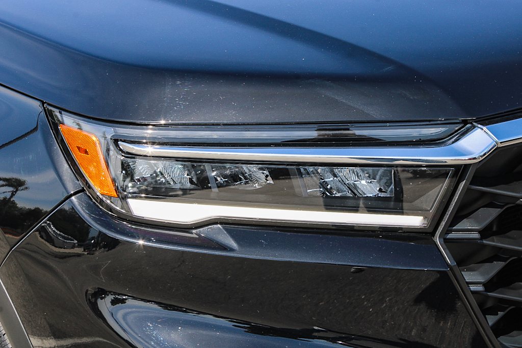 Thumbnail: 2023 Honda Pilot - 16