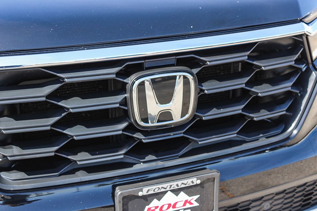 Thumbnail: 2023 Honda Pilot - 17