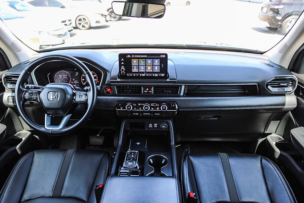 Thumbnail: 2023 Honda Pilot - 2