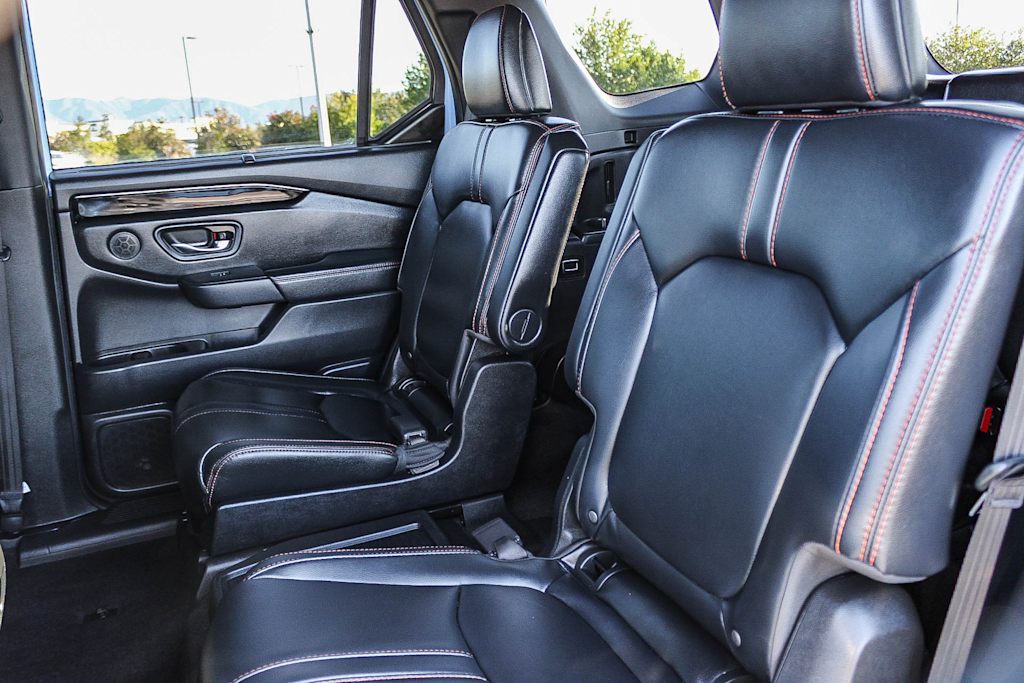 Thumbnail: 2025 Honda Pilot - 12