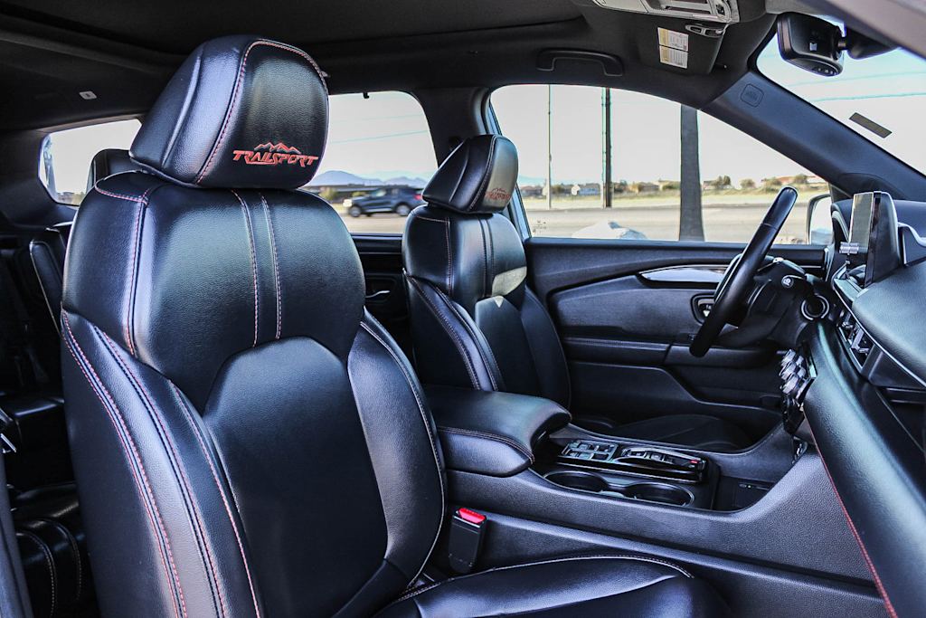 Thumbnail: 2025 Honda Pilot - 10