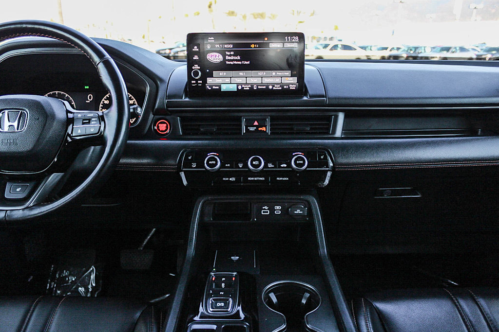 Thumbnail: 2025 Honda Pilot - 9