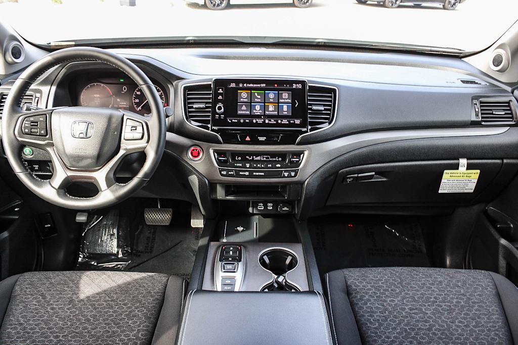 Thumbnail: 2025 Honda Ridgeline - 2