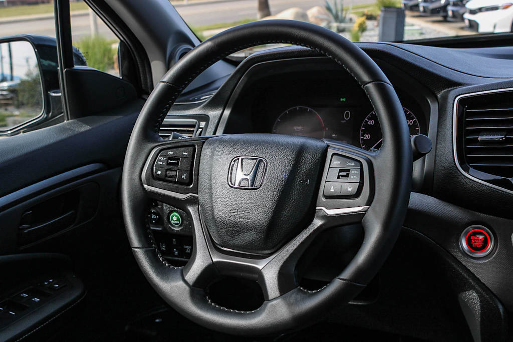 Thumbnail: 2025 Honda Ridgeline - 8
