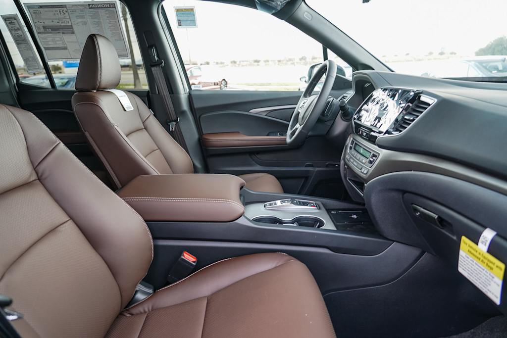 Thumbnail: 2025 Honda Ridgeline - 9