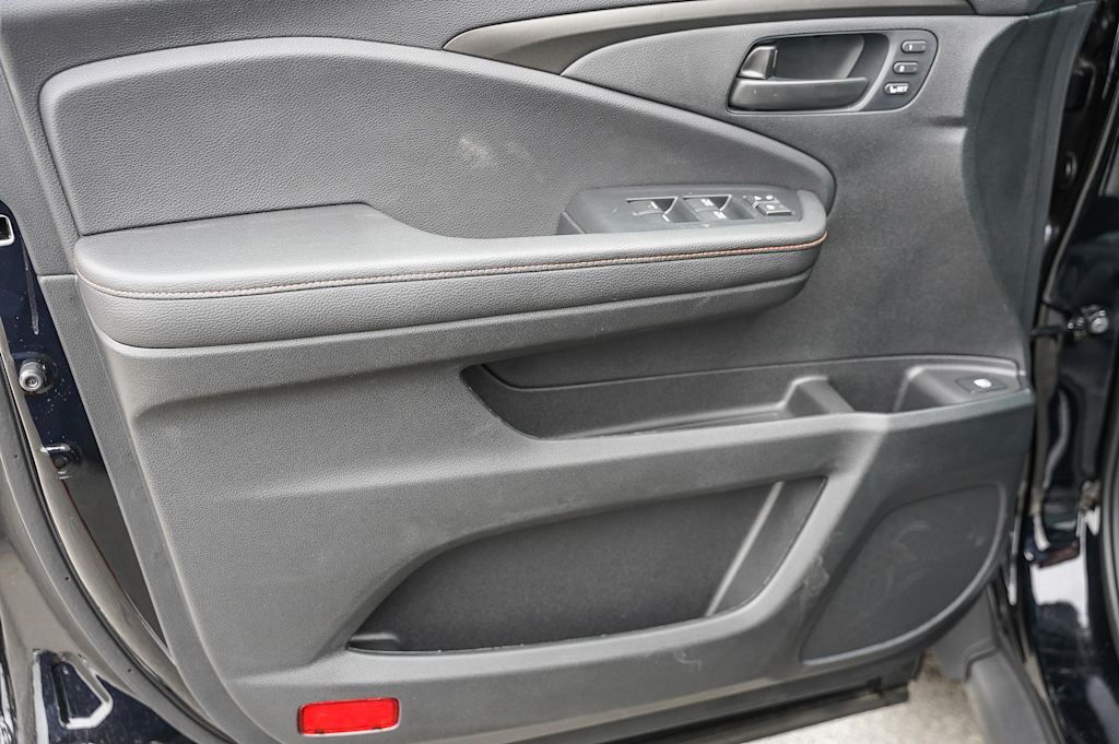 Thumbnail: 2025 Honda Ridgeline - 23