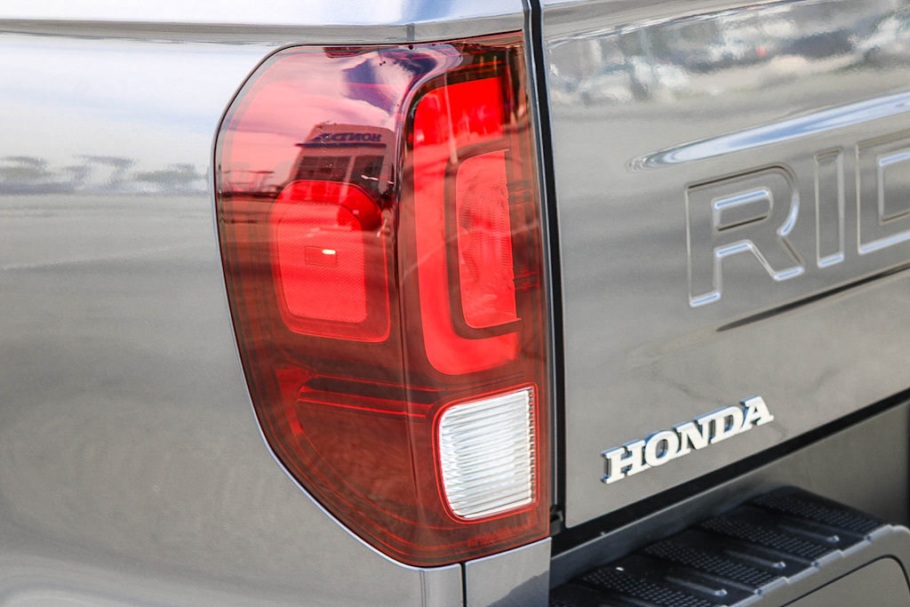 Thumbnail: 2025 Honda Ridgeline - 22