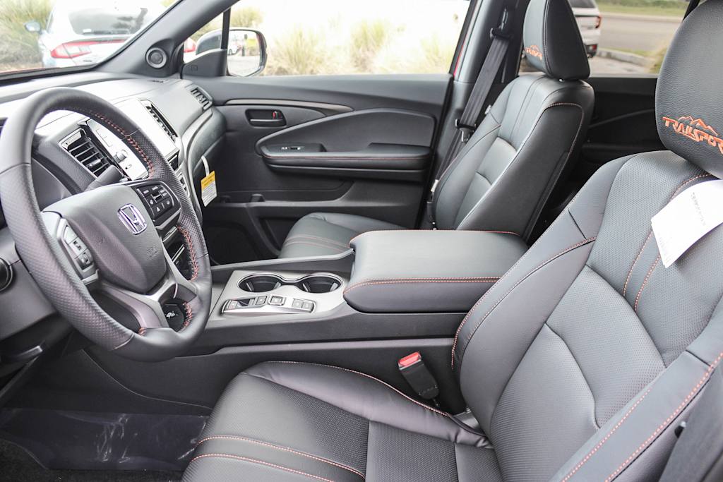 Thumbnail: 2025 Honda Ridgeline - 11