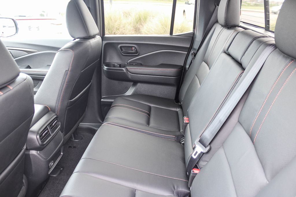 Thumbnail: 2025 Honda Ridgeline - 12