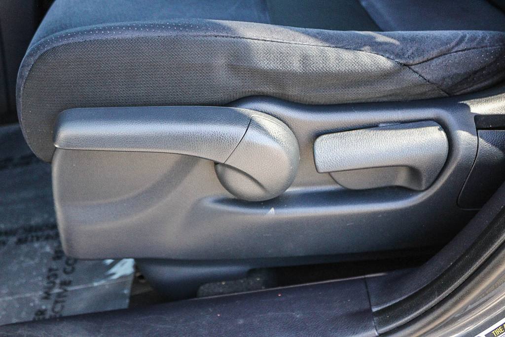 Thumbnail: 2011 Honda CR-V - 24