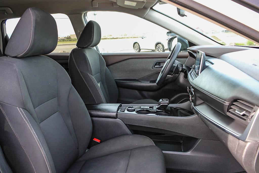 Thumbnail: 2023 Nissan Rogue - 10